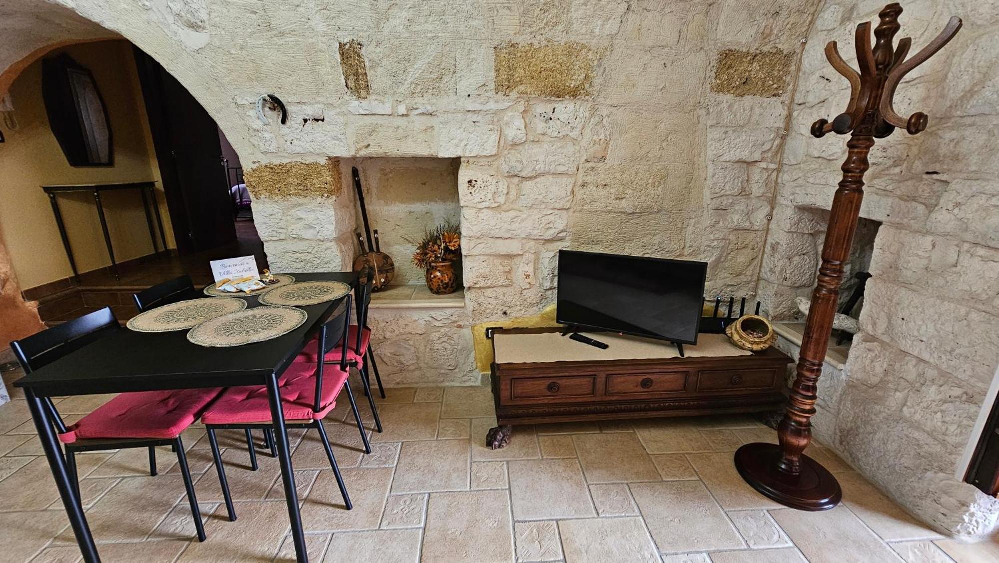Case Vacanza E Camere In Villa Isabella Con Parcheggio Custodito E Wifi 지오이아델콜레 외부 사진